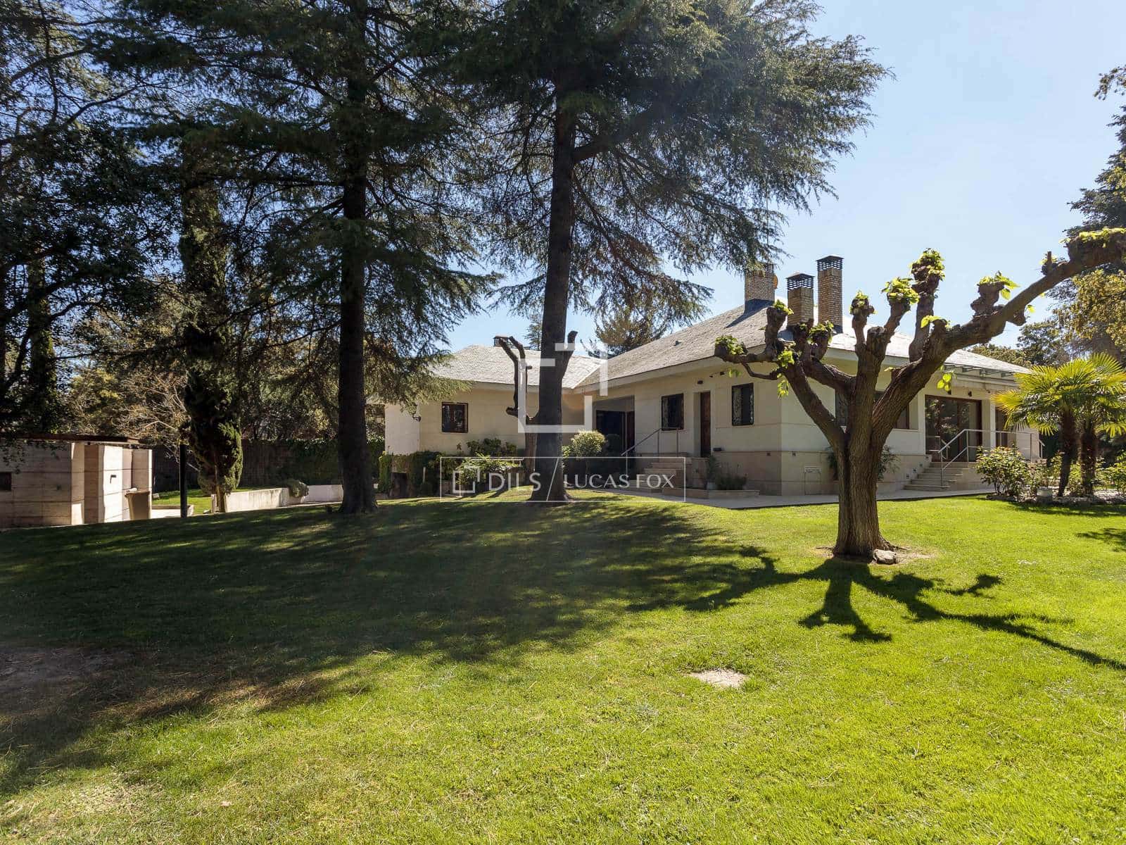 6 bedroom Villa for rent in Alcobendas with pool garage - € 16,000 (Ref: 9778578)