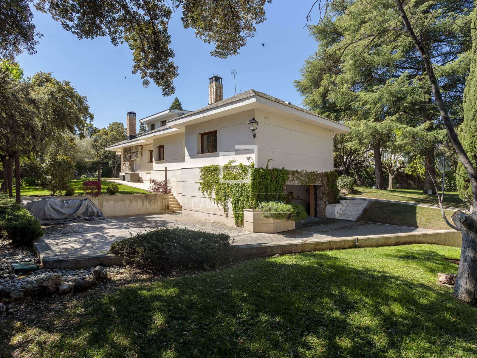 6 bedroom Villa for rent in Alcobendas with pool garage - € 16,000 (Ref: 9778578)