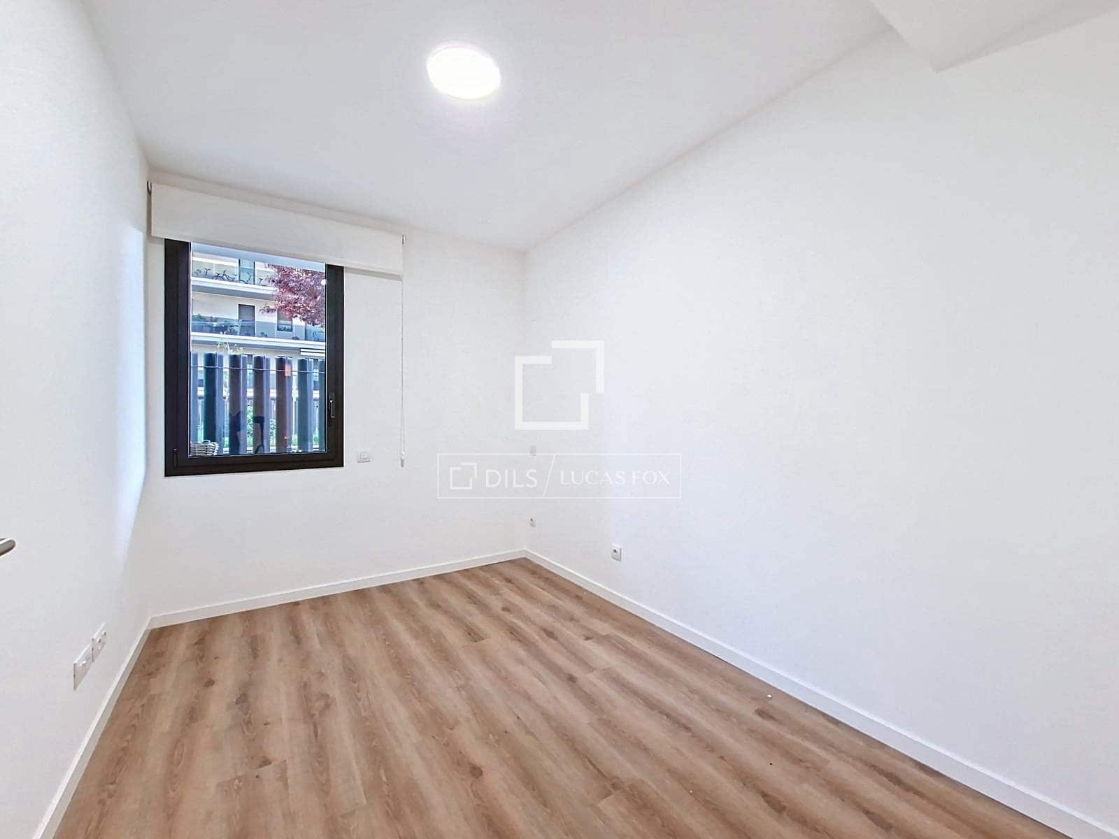 3 slaapkamer Appartement te huur in Vilanova i la Geltru met zwembad garage - € 2.146 (Ref: 9778857)
