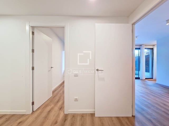 3 slaapkamer Appartement te huur in Vilanova i la Geltrú met zwembad garage - € 2.146 (Ref: 9778857)