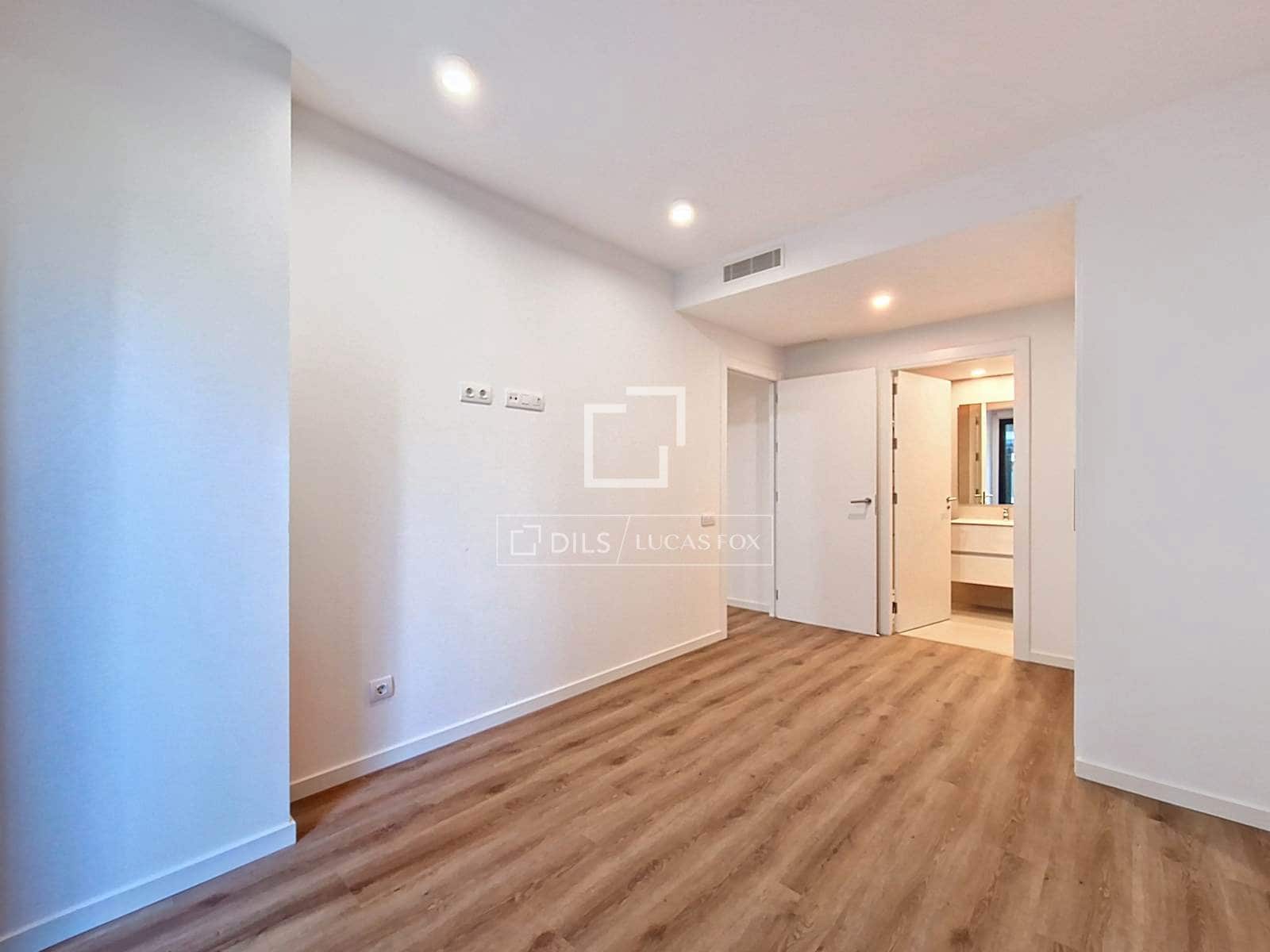 3 slaapkamer Appartement te huur in Vilanova i la Geltru met zwembad garage - € 2.146 (Ref: 9778857)