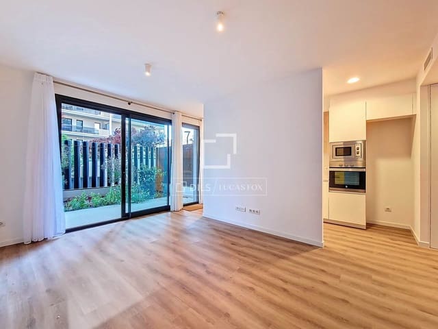 3 slaapkamer Appartement te huur in Vilanova i la Geltrú met zwembad garage - € 2.146 (Ref: 9778857)