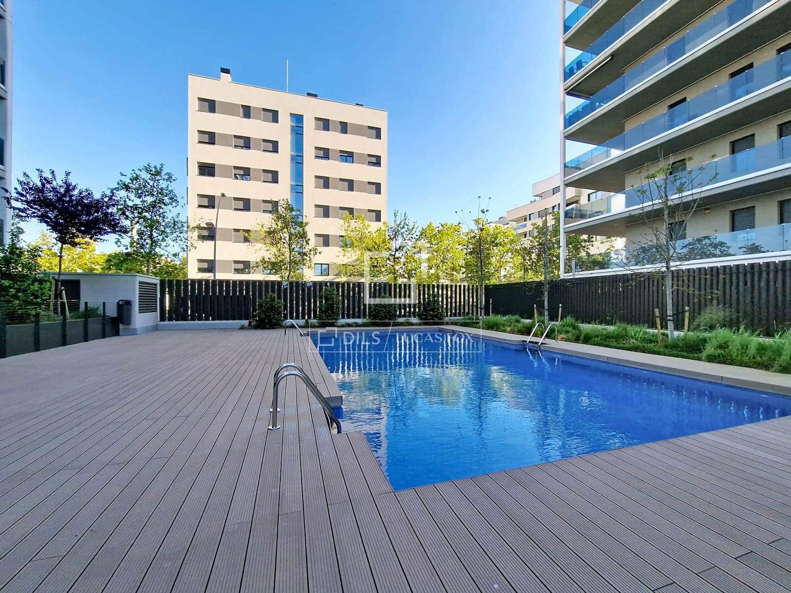 3 slaapkamer Appartement te huur in Vilanova i la Geltru met zwembad garage - € 2.146 (Ref: 9778857)