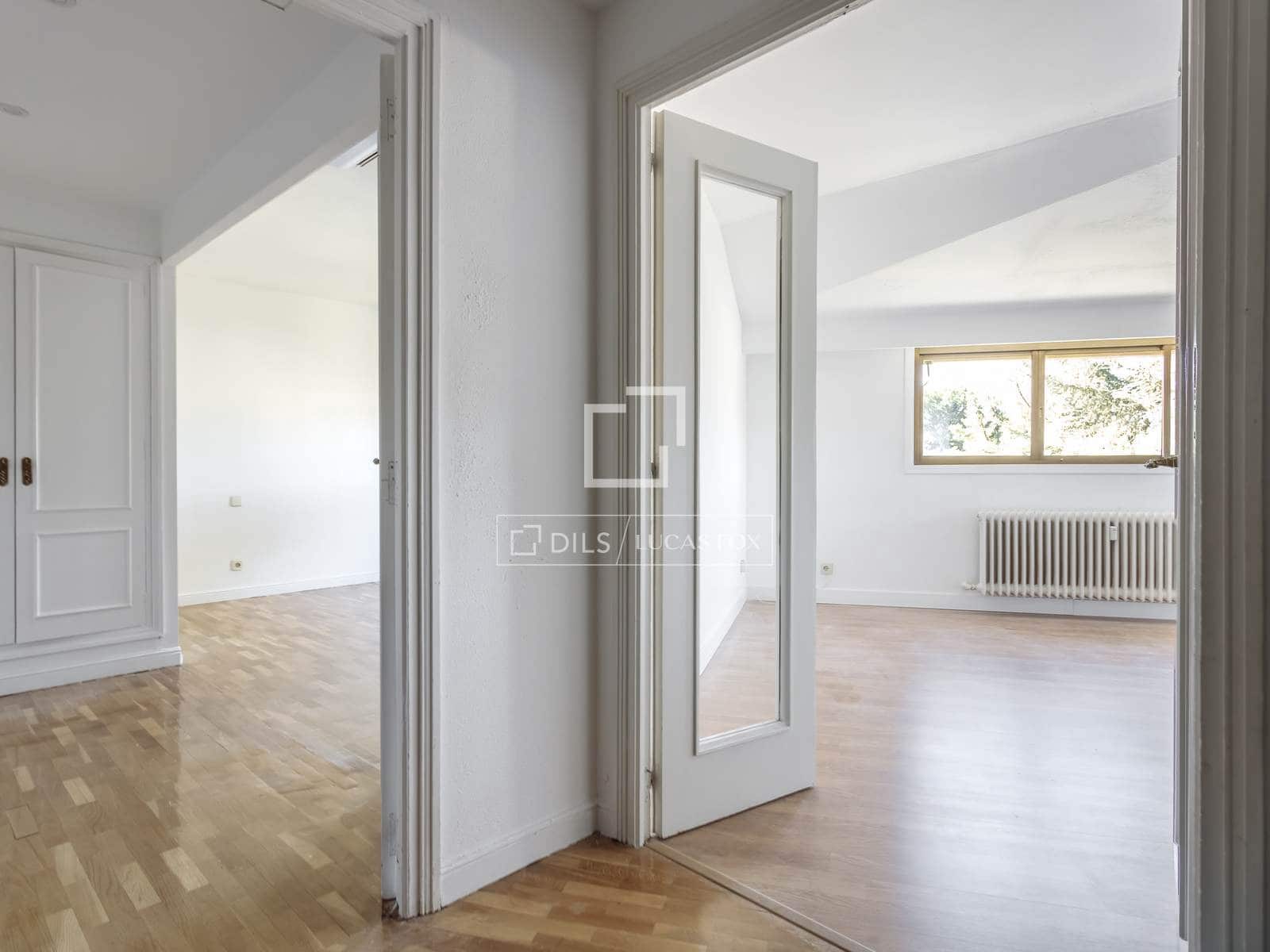 6 Zimmer Apartment zu vermieten in Madrid Stadt mit Pool Garage - 3.100 € (Ref: 9778986)