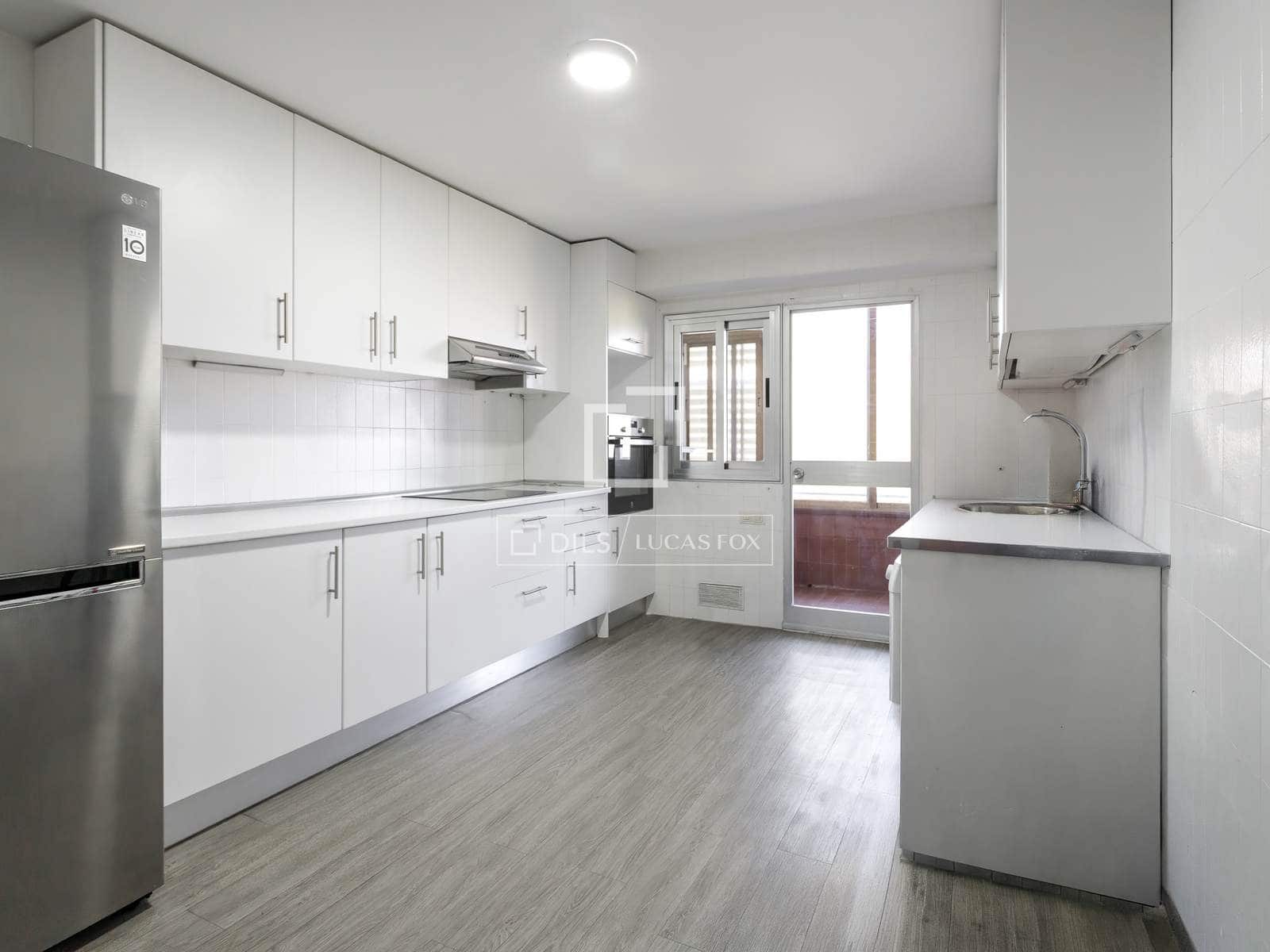 6 Zimmer Apartment zu vermieten in Madrid Stadt mit Pool Garage - 3.100 € (Ref: 9778986)