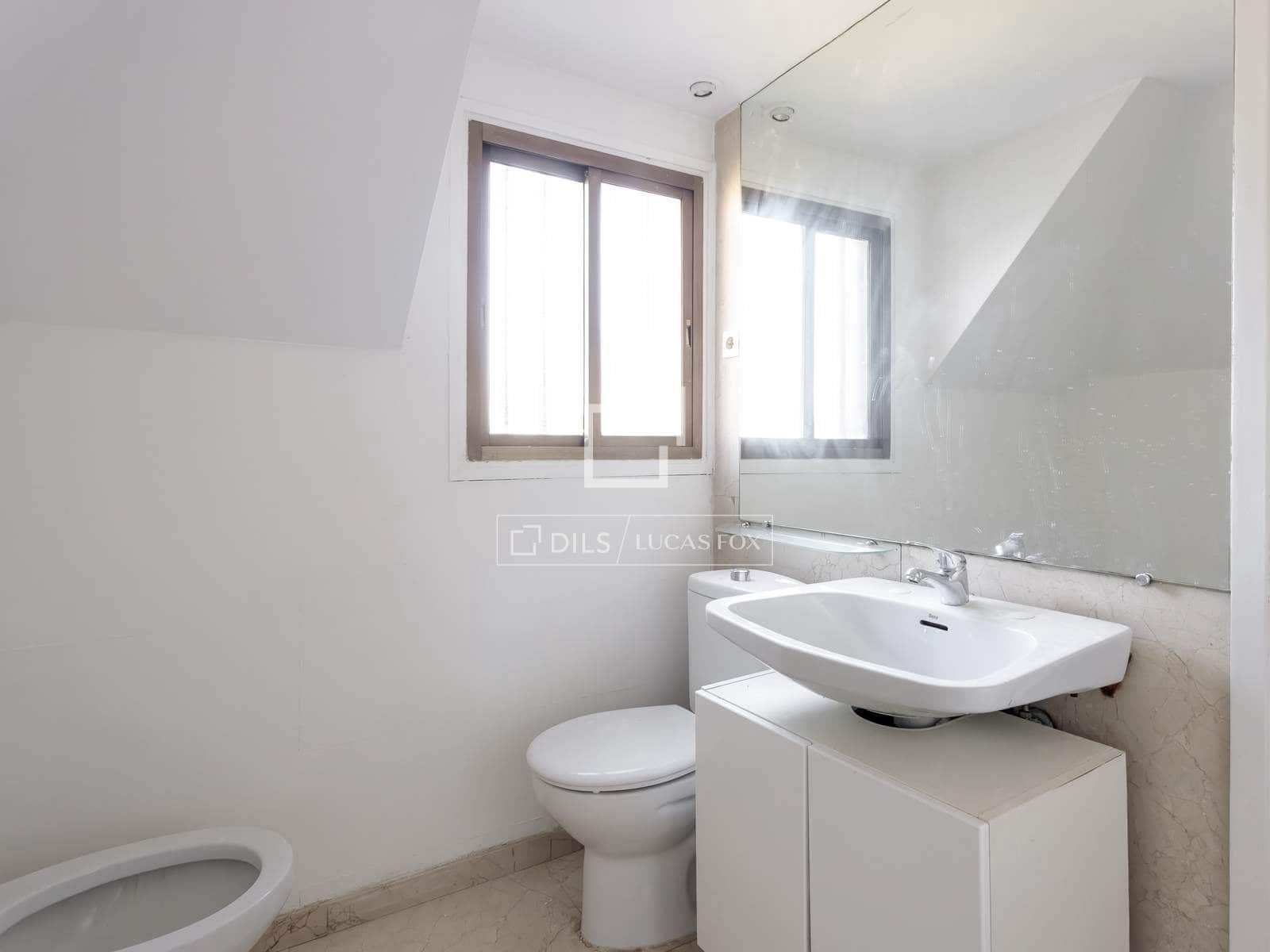 6 Zimmer Apartment zu vermieten in Madrid Stadt mit Pool Garage - 3.100 € (Ref: 9778986)