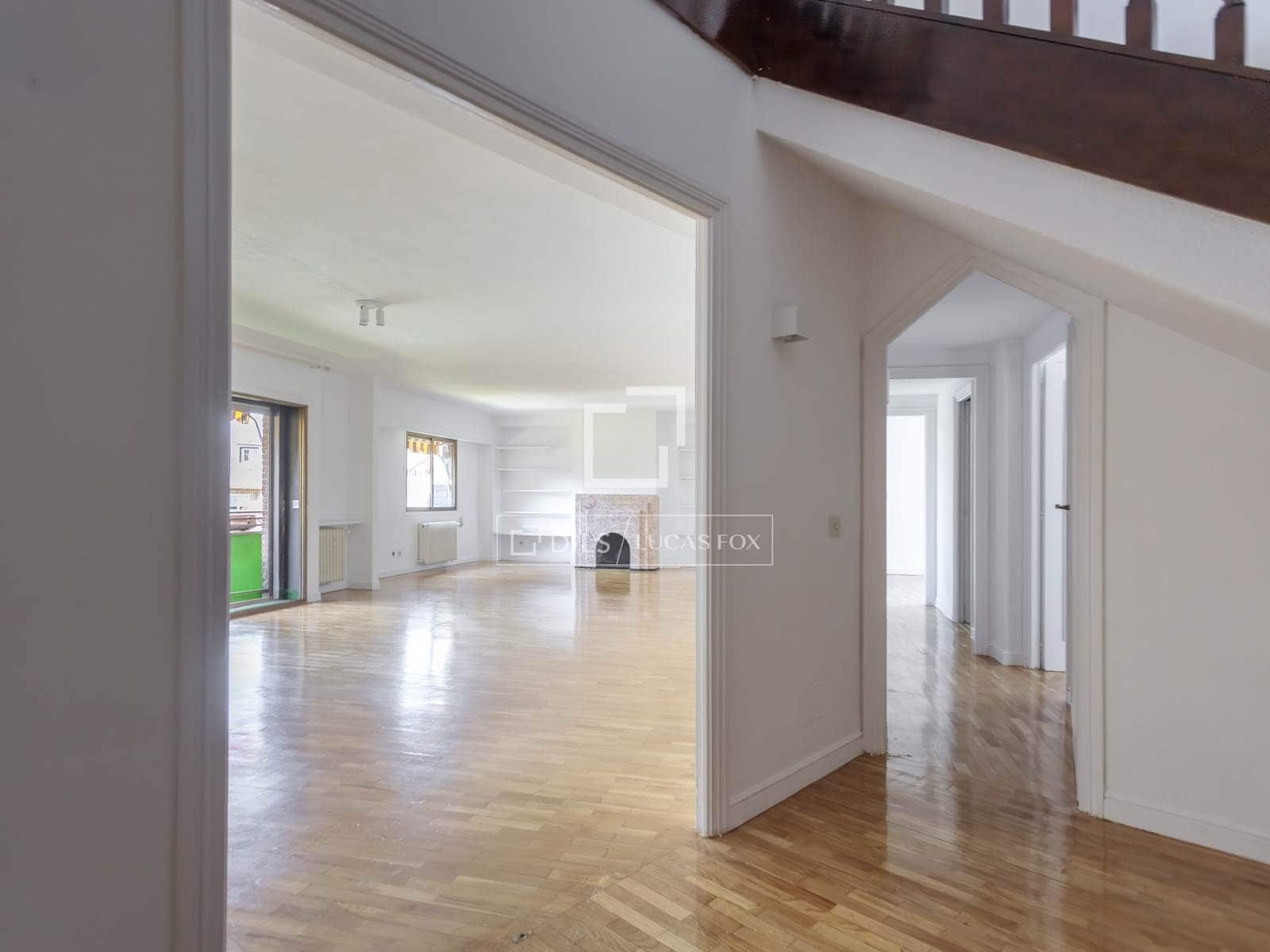 6 Zimmer Apartment zu vermieten in Madrid Stadt mit Pool Garage - 3.100 € (Ref: 9778986)