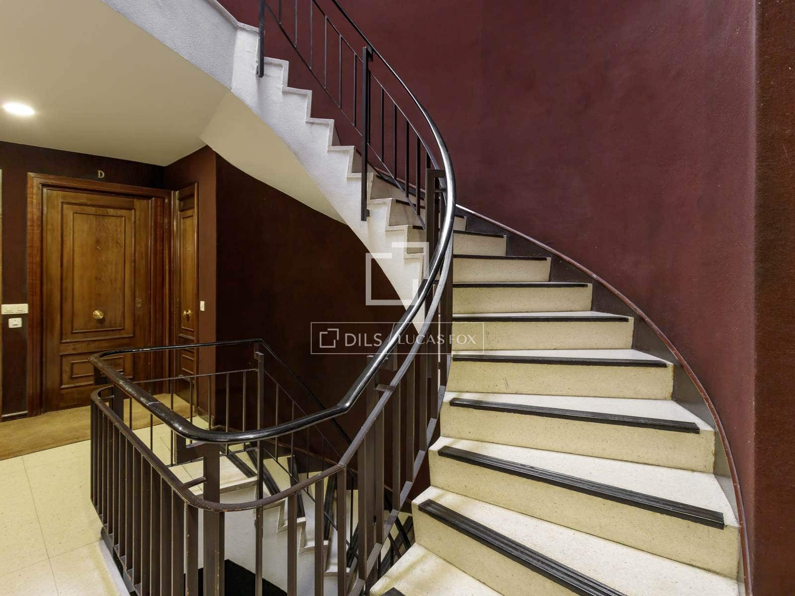 6 Zimmer Apartment zu vermieten in Madrid Stadt mit Pool Garage - 3.100 € (Ref: 9778986)