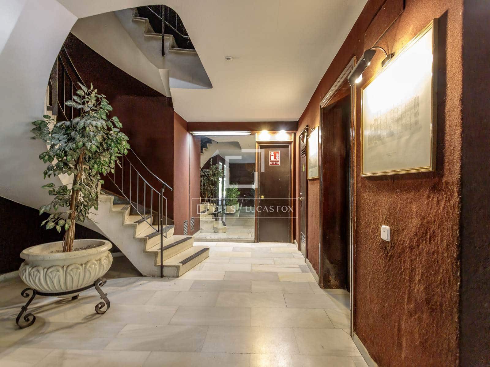 6 Zimmer Apartment zu vermieten in Madrid Stadt mit Pool Garage - 3.100 € (Ref: 9778986)