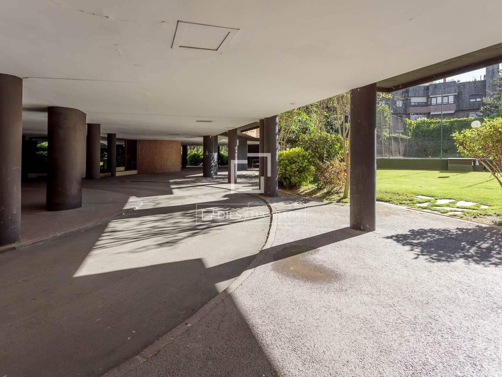 6 Zimmer Apartment zu vermieten in Madrid Stadt mit Pool Garage - 3.100 € (Ref: 9778986)