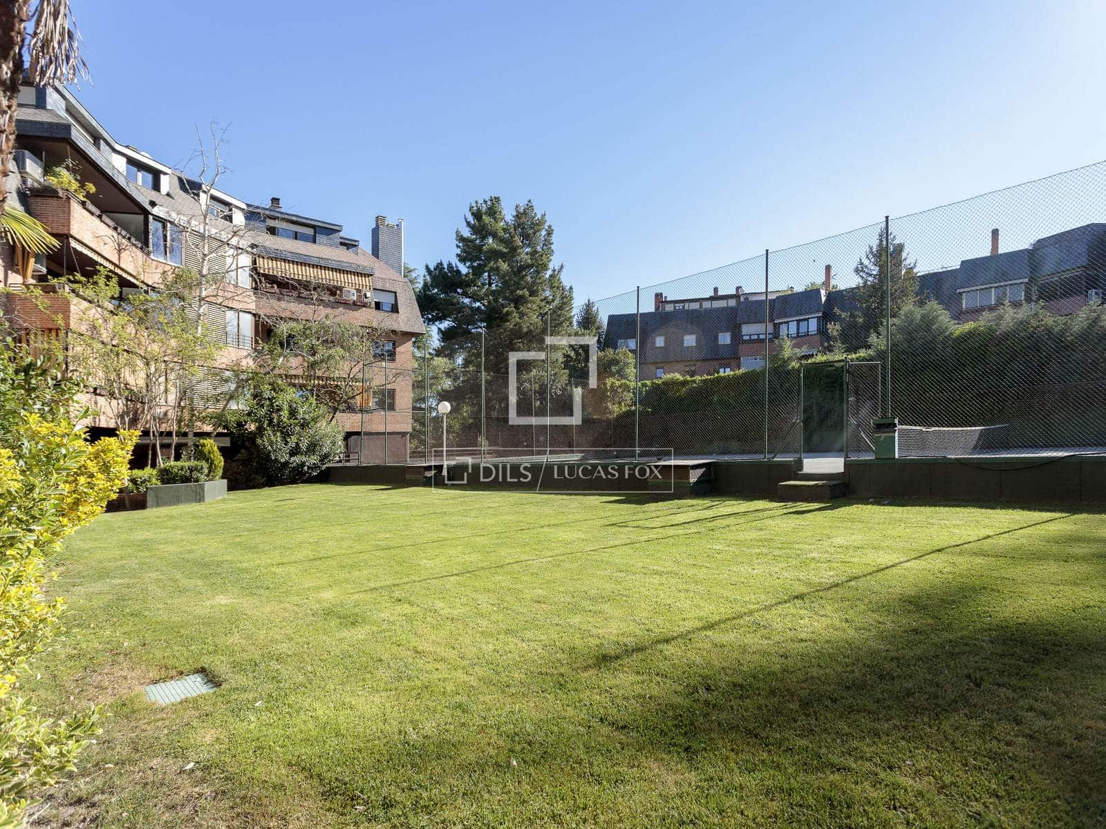 6 Zimmer Apartment zu vermieten in Madrid Stadt mit Pool Garage - 3.100 € (Ref: 9778986)