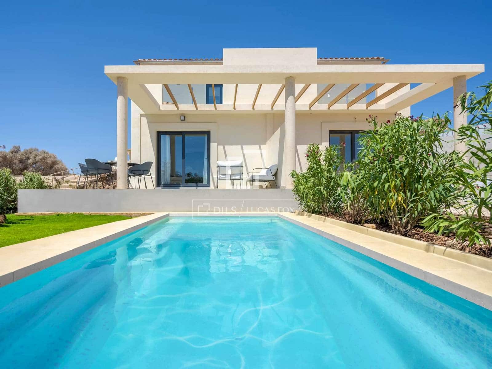 4 camera da letto Villa in vendita in Cala Romantica con piscina garage - 676.000 € (Rif: 9778988)