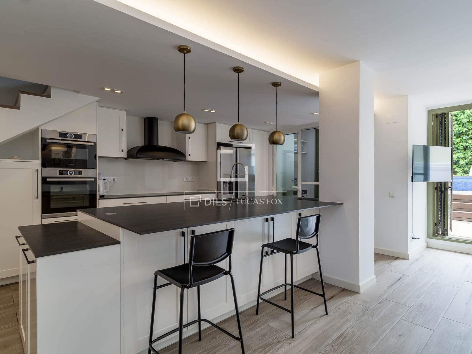 3 soveværelse Lejlighed til leje i Barcelona by med swimmingpool garage - € 4.500 (Ref: 9778992)