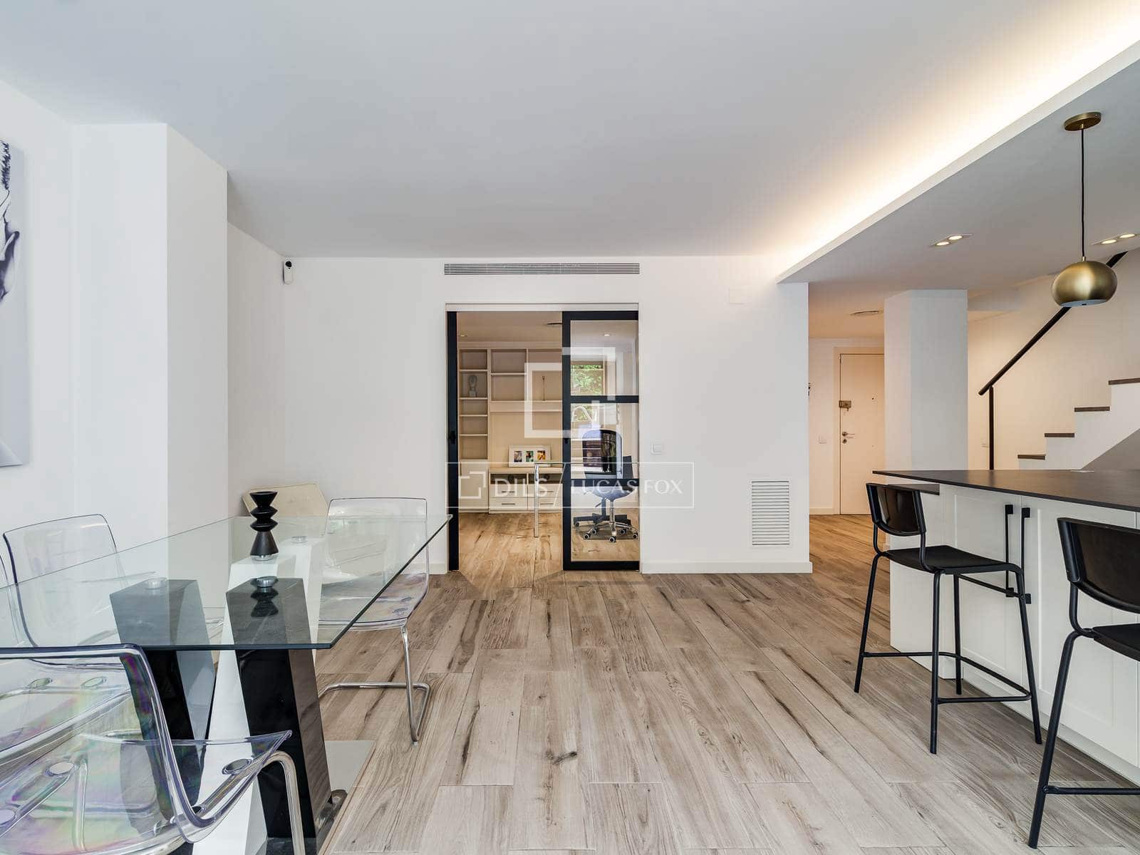 3 soveværelse Lejlighed til leje i Barcelona by med swimmingpool garage - € 4.500 (Ref: 9778992)