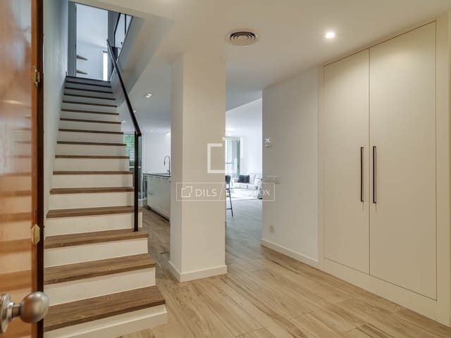 3 soveværelse Lejlighed til leje i Barcelona by med swimmingpool garage - € 4.500 (Ref: 9778992)