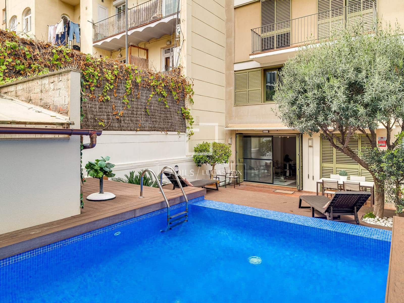 3 soveværelse Lejlighed til leje i Barcelona by med swimmingpool garage - € 4.500 (Ref: 9778992)