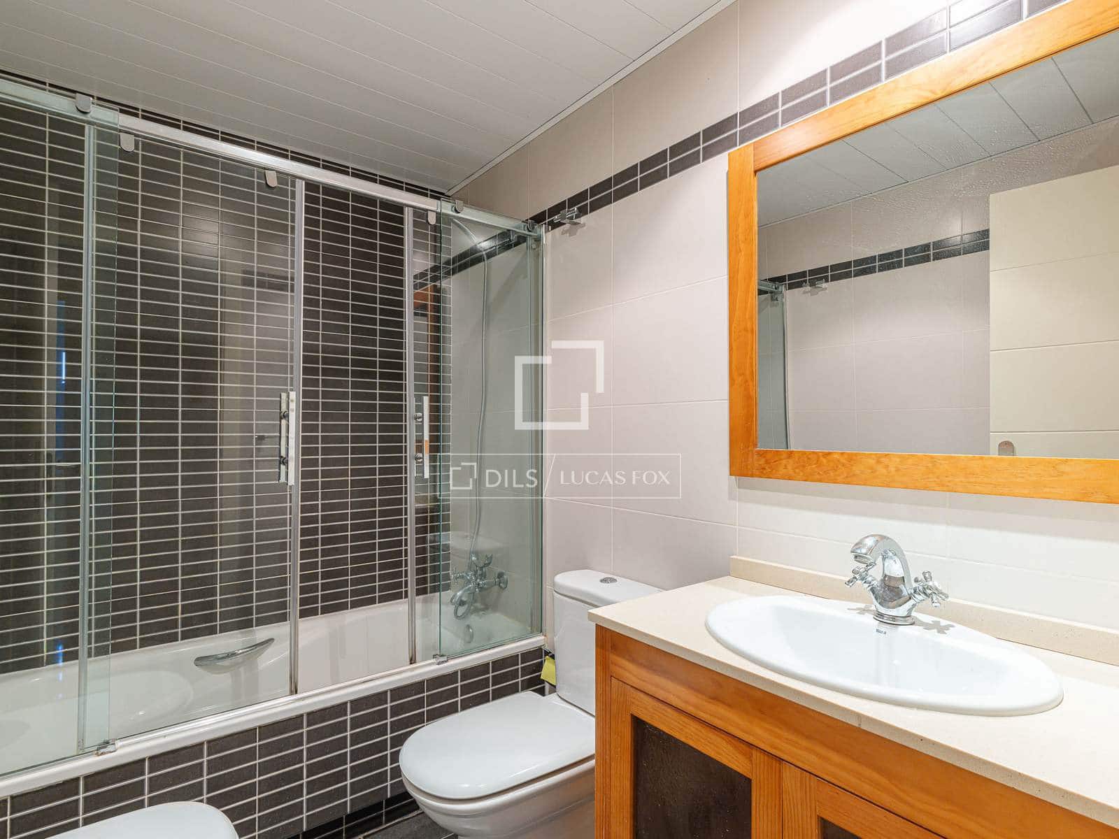 4 Zimmer Apartment zu vermieten in Madrid Stadt mit Pool Garage - 3.500 € (Ref: 9778993)