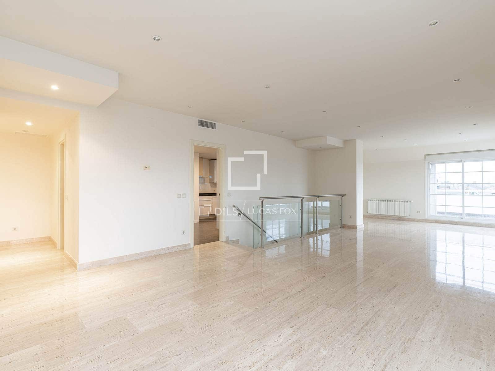 4 Zimmer Apartment zu vermieten in Madrid Stadt mit Pool Garage - 3.500 € (Ref: 9778993)