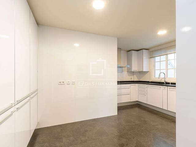 4 Zimmer Apartment zu vermieten in Madrid Stadt mit Pool Garage - 3.500 € (Ref: 9778993)