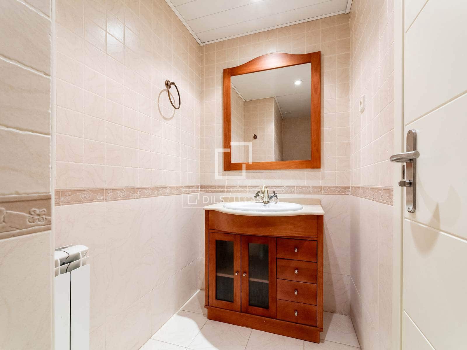 4 bedroom Apartment for rent in Madrid city with pool garage - € 3,500 (Ref: 9778993)