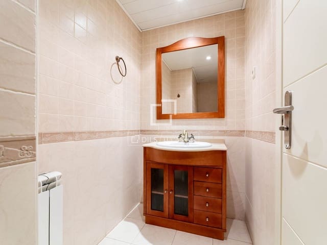 4 soveværelse Lejlighed til leje i Madrid by med swimmingpool garage - € 3.500 (Ref: 9778993)