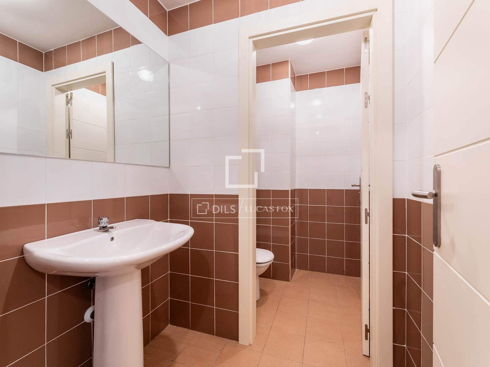 4 bedroom Apartment for rent in Madrid city with pool garage - € 3,500 (Ref: 9778993)