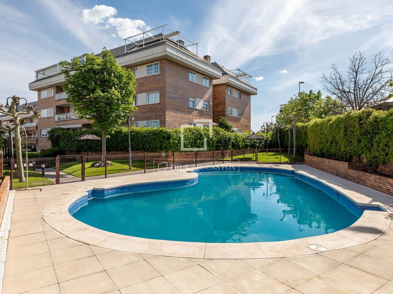 4 bedroom Apartment for rent in Madrid city with pool garage - € 3,500 (Ref: 9778993)