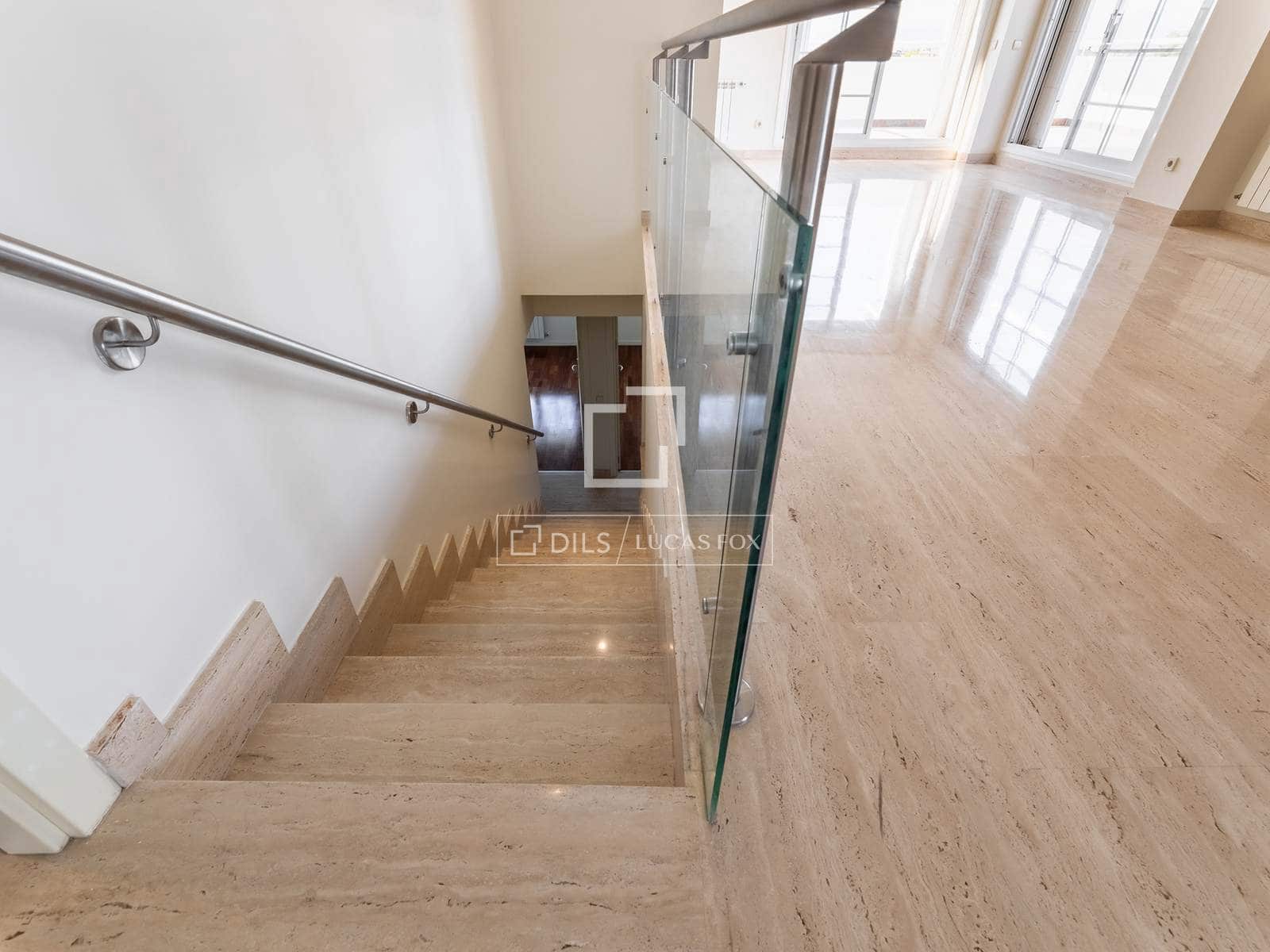 4 bedroom Apartment for rent in Madrid city with pool garage - € 3,500 (Ref: 9778993)