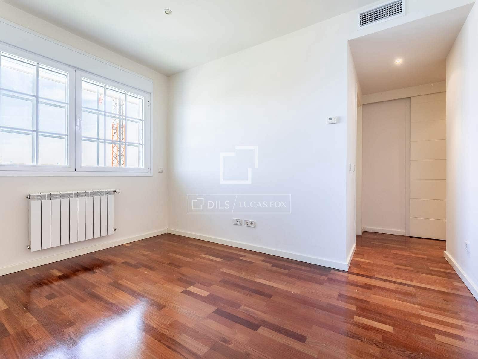 4 bedroom Apartment for rent in Madrid city with pool garage - € 3,500 (Ref: 9778993)