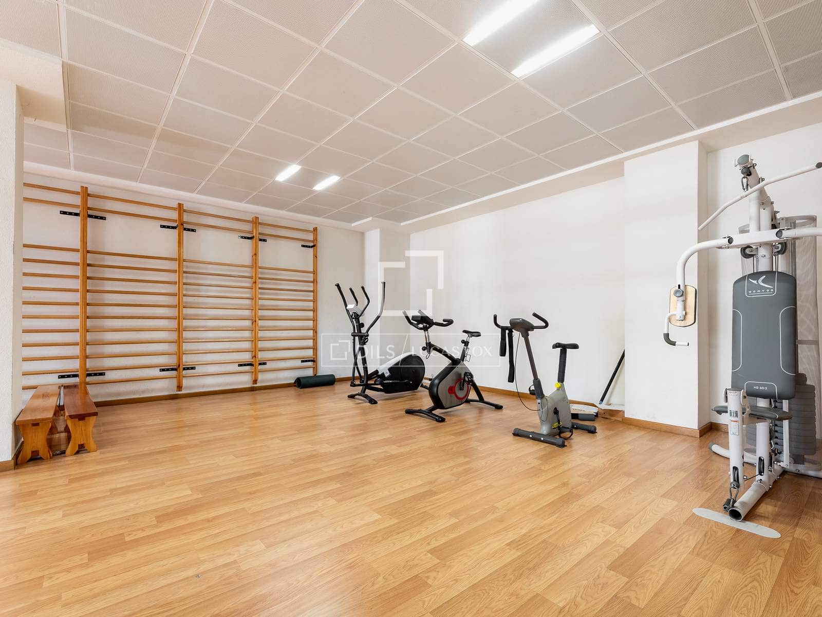 4 bedroom Apartment for rent in Madrid city with pool garage - € 3,500 (Ref: 9778993)