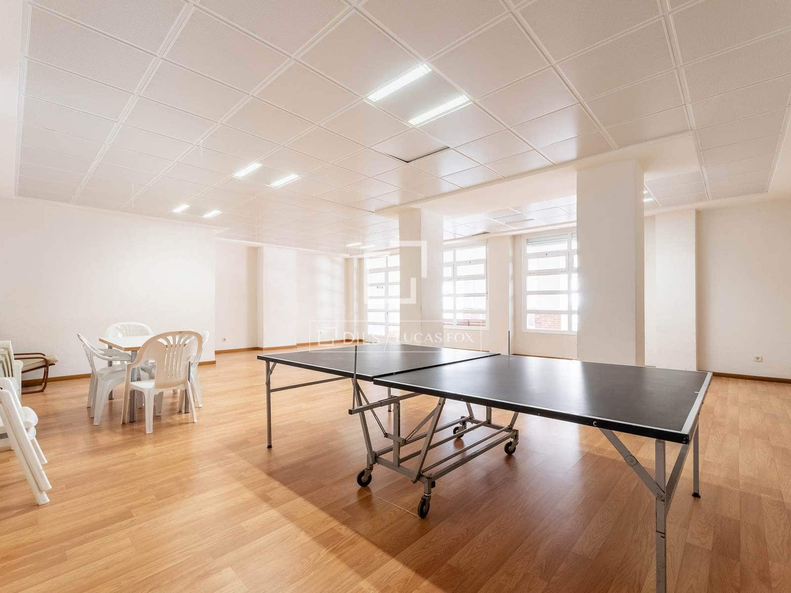 4 bedroom Apartment for rent in Madrid city with pool garage - € 3,500 (Ref: 9778993)