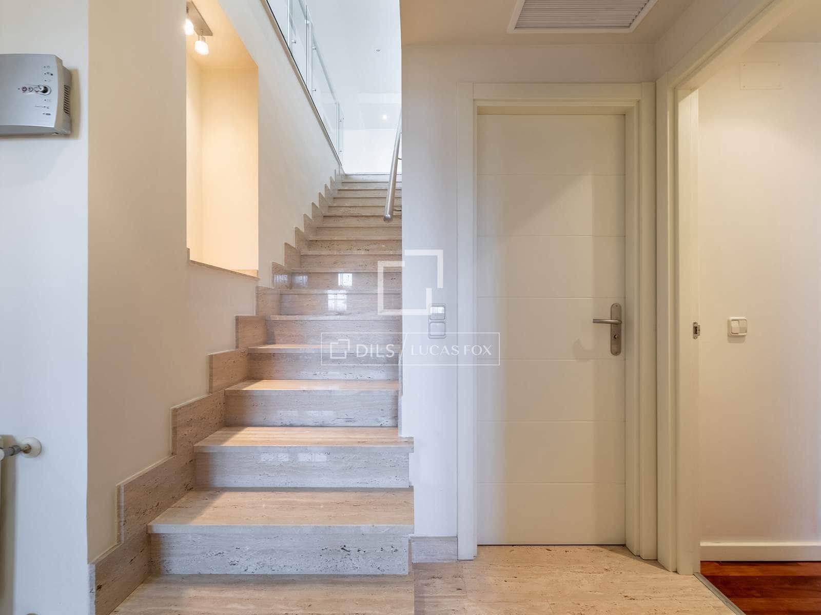 4 bedroom Apartment for rent in Madrid city with pool garage - € 3,500 (Ref: 9778993)