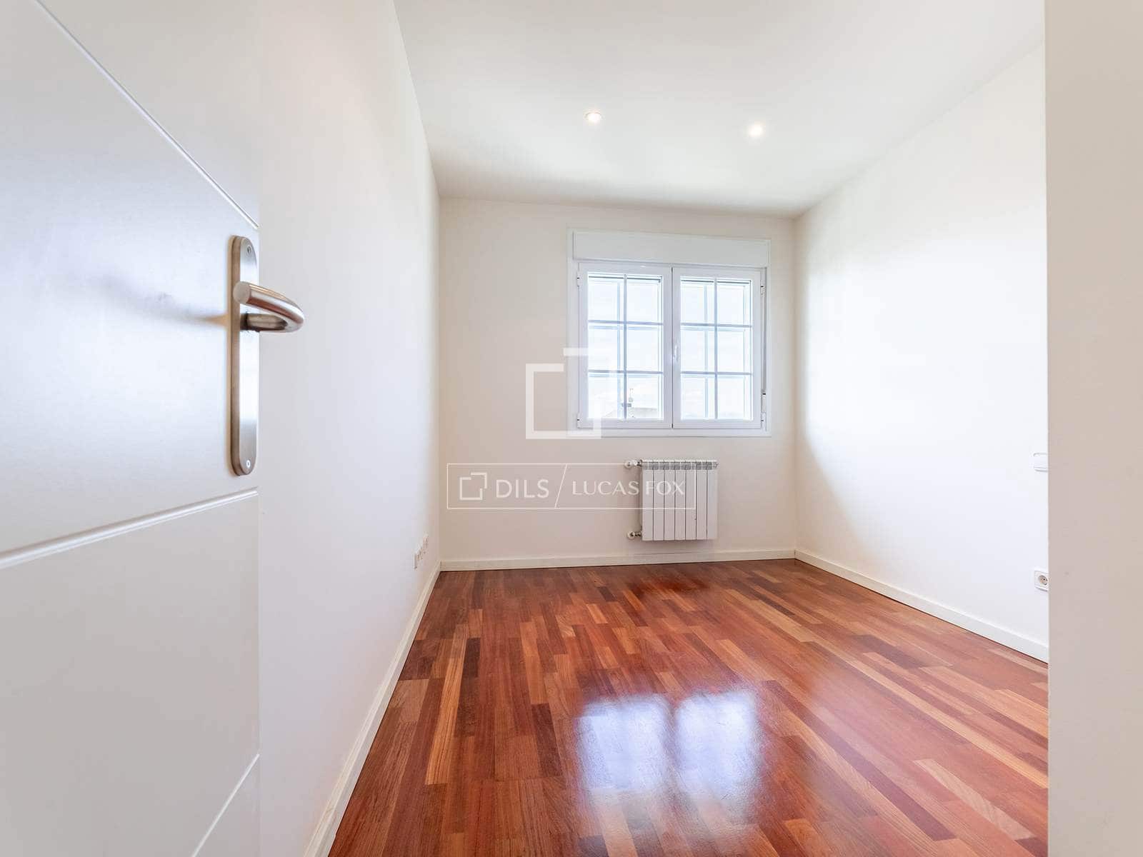 4 bedroom Apartment for rent in Madrid city with pool garage - € 3,500 (Ref: 9778993)