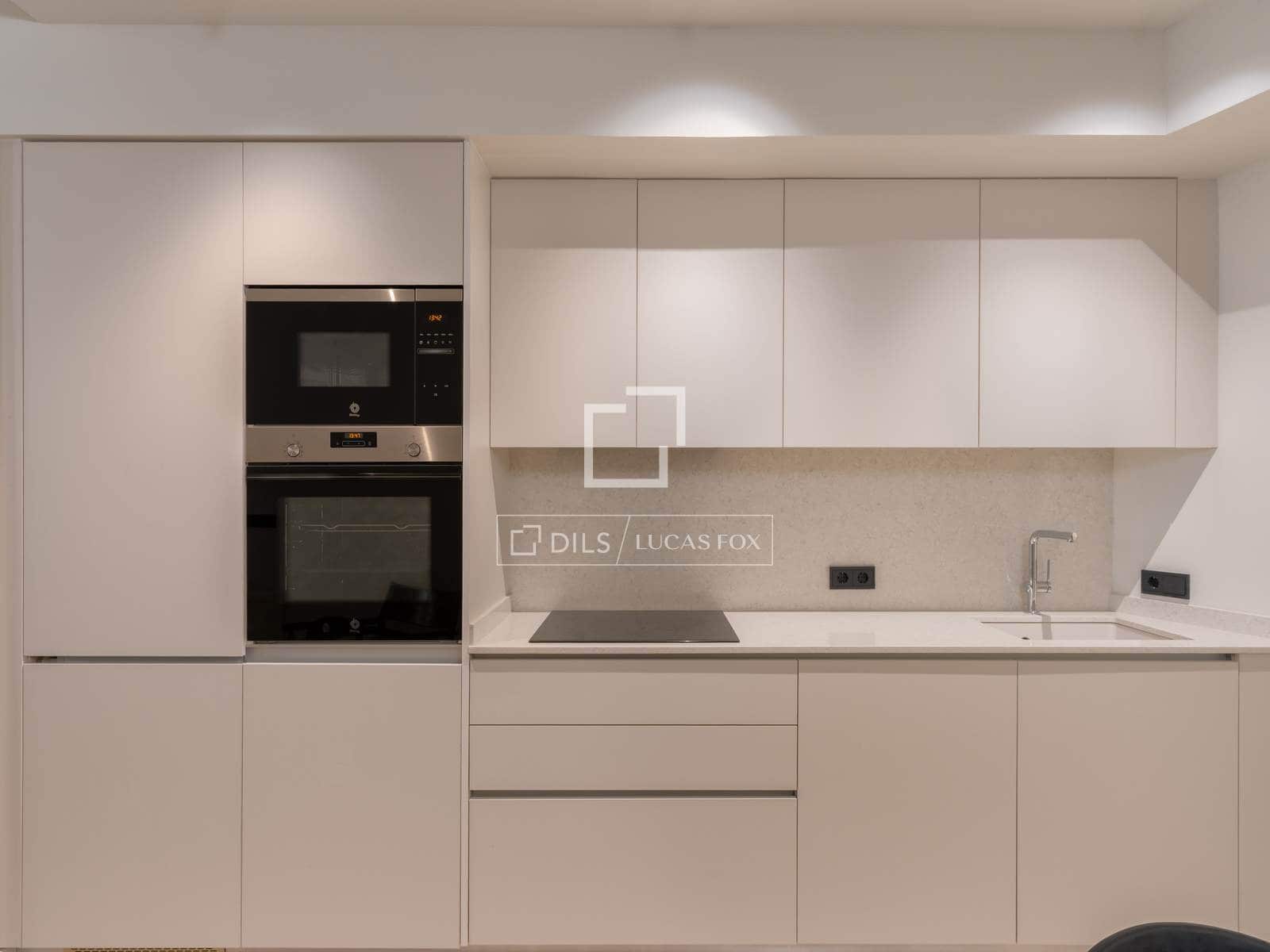 2 slaapkamer Appartement te koop in Gerona stad met garage - € 485.000 (Ref: 9779146)