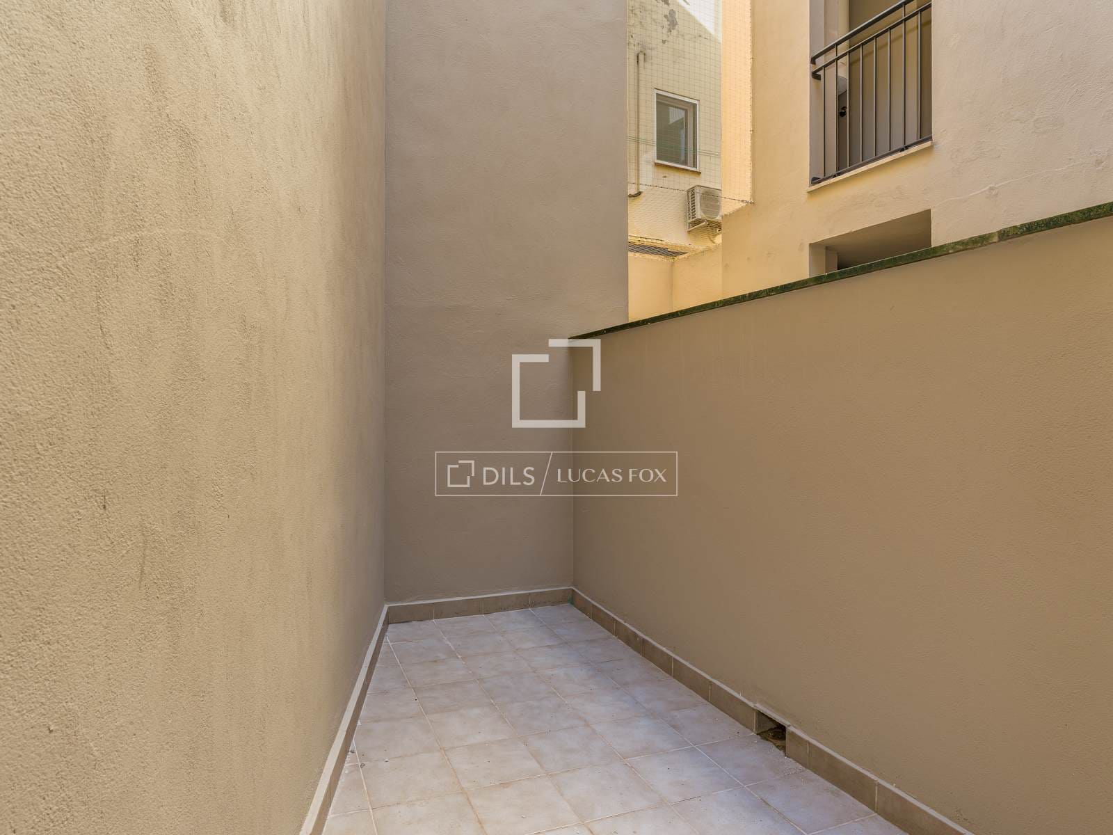 2 slaapkamer Appartement te koop in Gerona stad met garage - € 485.000 (Ref: 9779146)