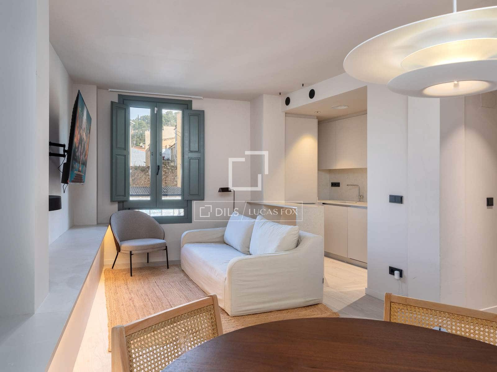 2 slaapkamer Appartement te koop in Gerona stad - € 436.000 (Ref: 9779147)