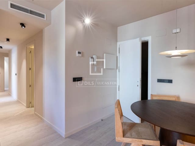 2 slaapkamer Appartement te koop in Gerona stad - € 436.000 (Ref: 9779147)