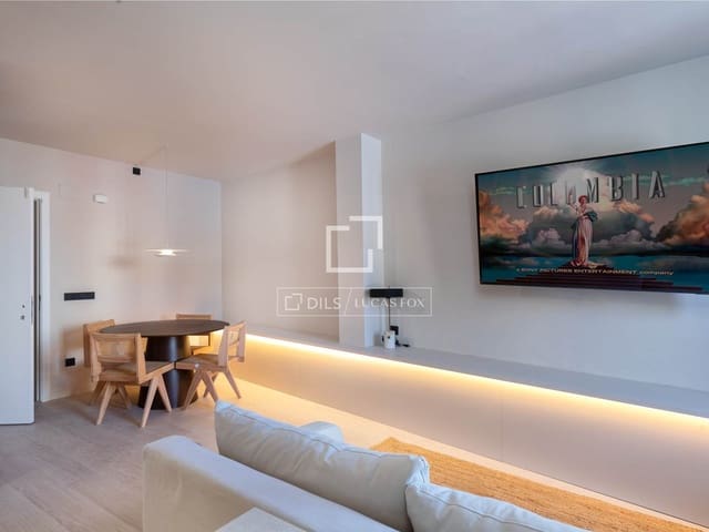 2 slaapkamer Appartement te koop in Gerona stad - € 436.000 (Ref: 9779147)