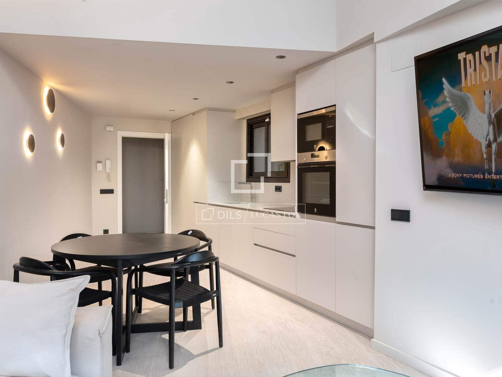 2 slaapkamer Appartement te koop in Gerona stad - € 436.000 (Ref: 9779147)