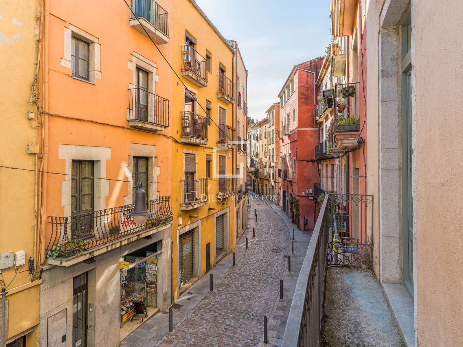 2 slaapkamer Appartement te koop in Gerona stad - € 436.000 (Ref: 9779147)