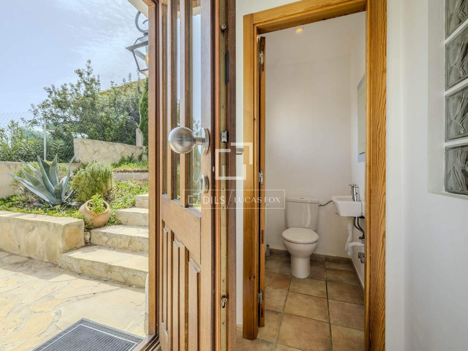 Chalet de 4 habitaciones en Javea / Xàbia en venta con piscina garaje - 860.000 € (Ref: 9779149)