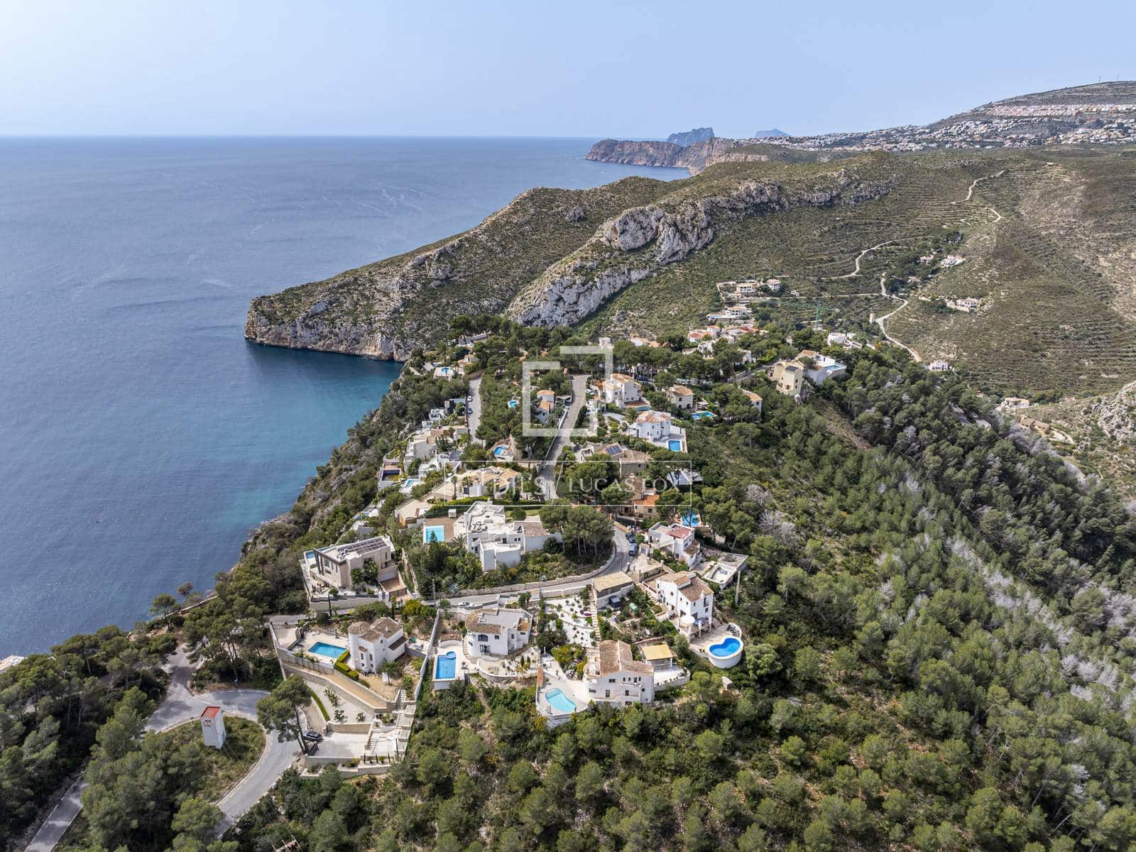 Chalet de 4 habitaciones en Javea / Xàbia en venta con piscina garaje - 860.000 € (Ref: 9779149)