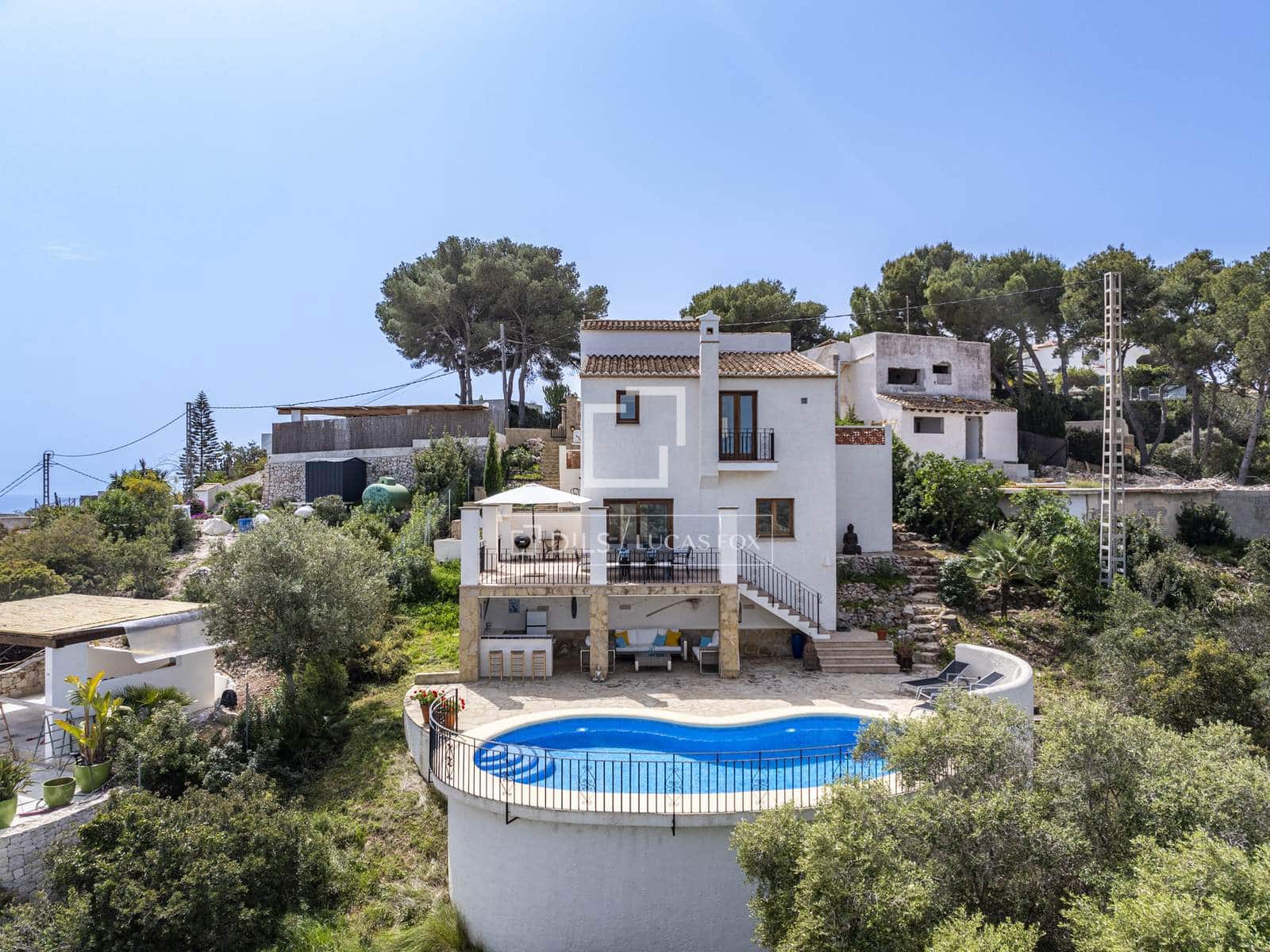 Chalet de 4 habitaciones en Javea / Xàbia en venta con piscina garaje - 860.000 € (Ref: 9779149)