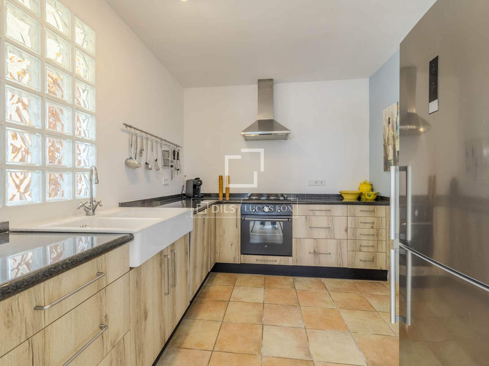 Chalet de 4 habitaciones en Javea / Xàbia en venta con piscina garaje - 860.000 € (Ref: 9779149)