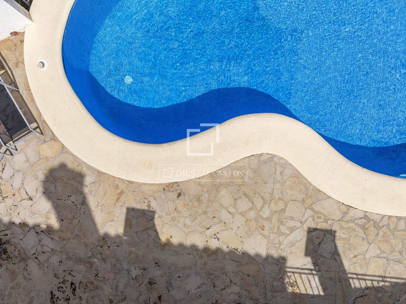 Chalet de 4 habitaciones en Javea / Xàbia en venta con piscina garaje - 860.000 € (Ref: 9779149)