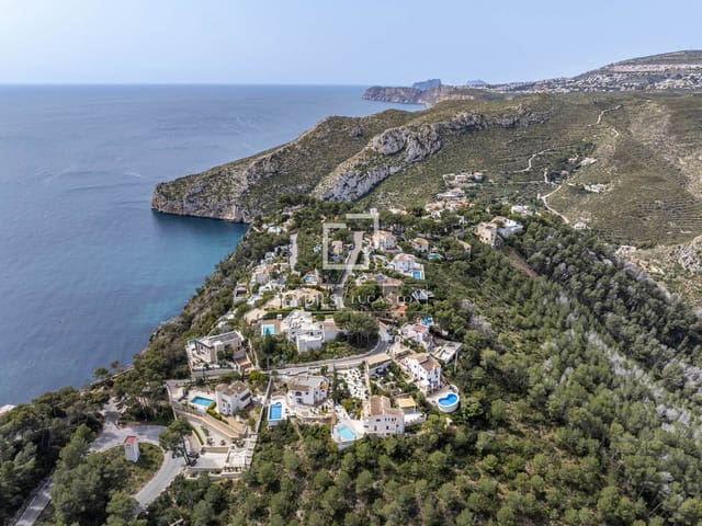 Chalet de 4 habitaciones en Javea / Xàbia en venta con piscina garaje - 860.000 € (Ref: 9779149)