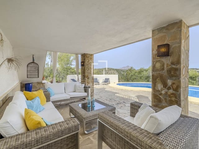 Chalet de 4 habitaciones en Javea / Xàbia en venta con piscina garaje - 860.000 € (Ref: 9779149)