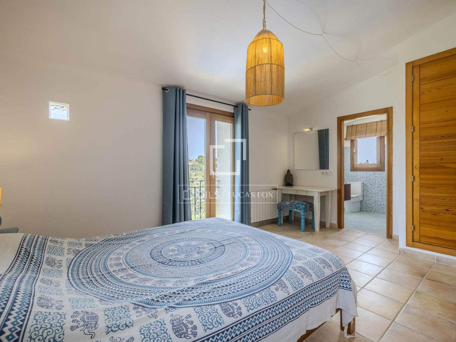 Chalet de 4 habitaciones en Javea / Xàbia en venta con piscina garaje - 860.000 € (Ref: 9779149)