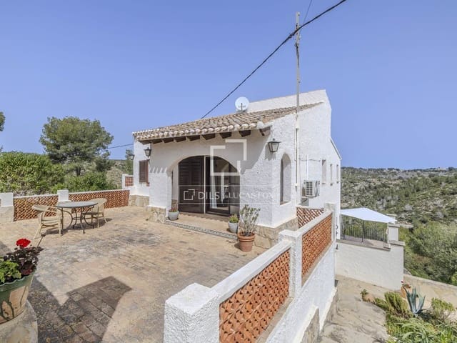 Chalet de 4 habitaciones en Javea / Xàbia en venta con piscina garaje - 860.000 € (Ref: 9779149)