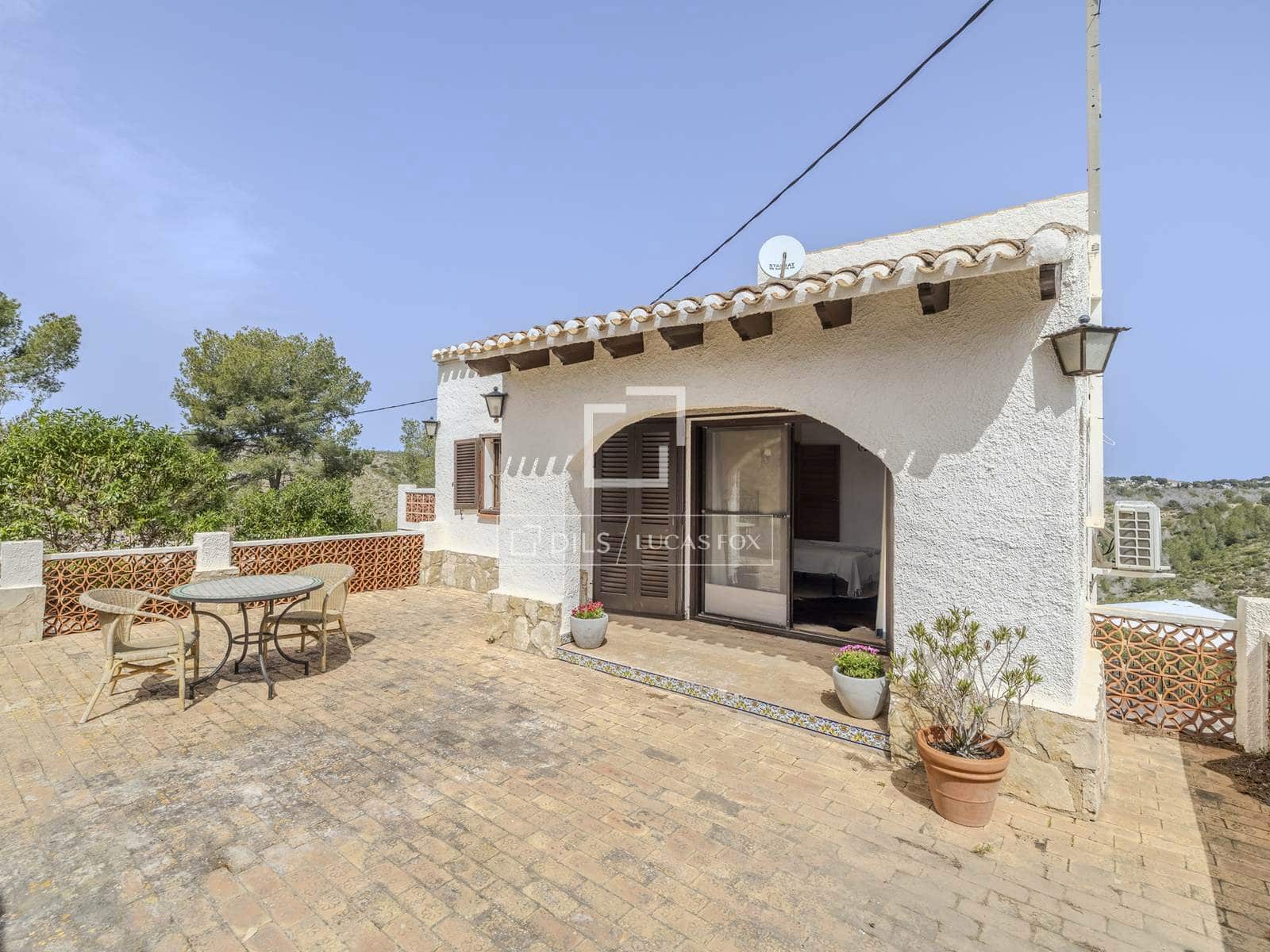 Chalet de 4 habitaciones en Javea / Xàbia en venta con piscina garaje - 860.000 € (Ref: 9779149)